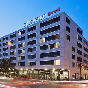 Courtyard By Marriott North Zúrich